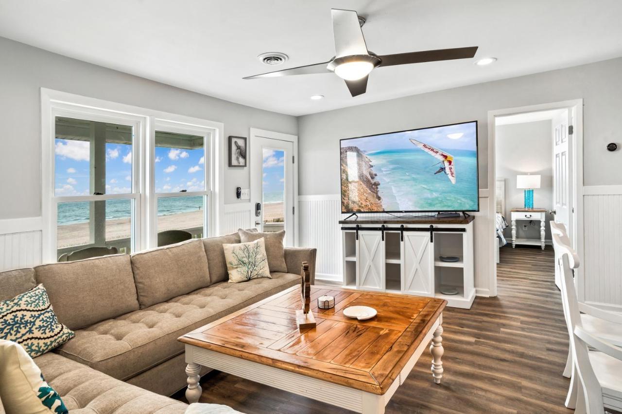 Villa Ocean Daze - Sleeps 22, Direct Oceanfront, Renovated May 2022 Holden Beach Exterior foto