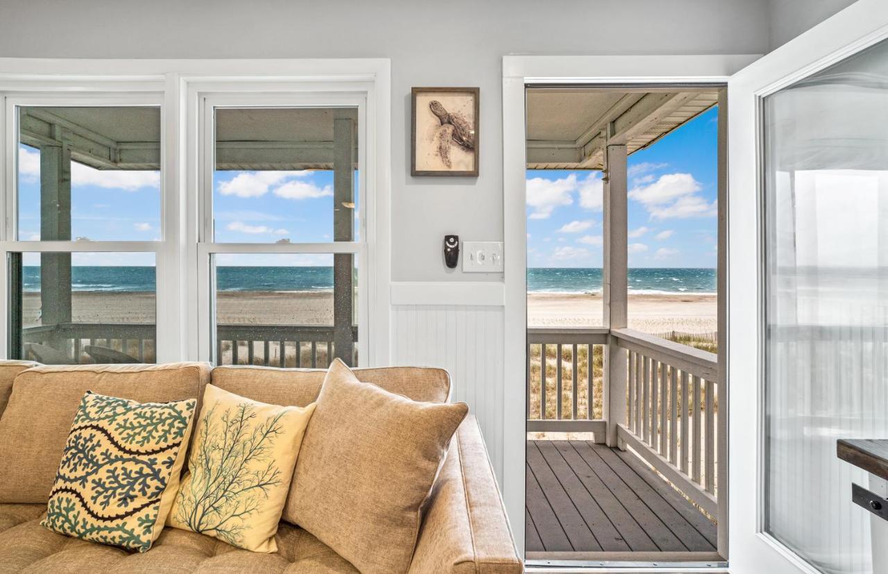 Villa Ocean Daze - Sleeps 22, Direct Oceanfront, Renovated May 2022 Holden Beach Exterior foto